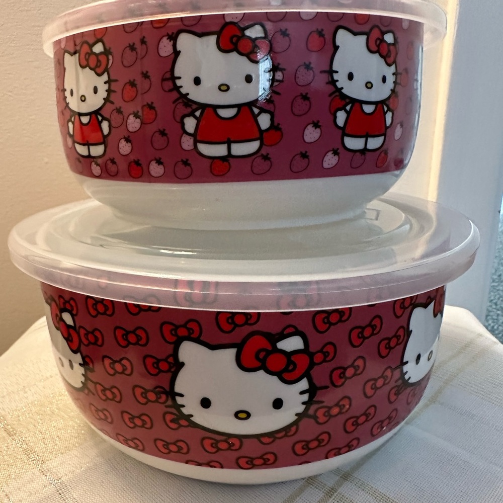NWT: Hello Kitty bowls